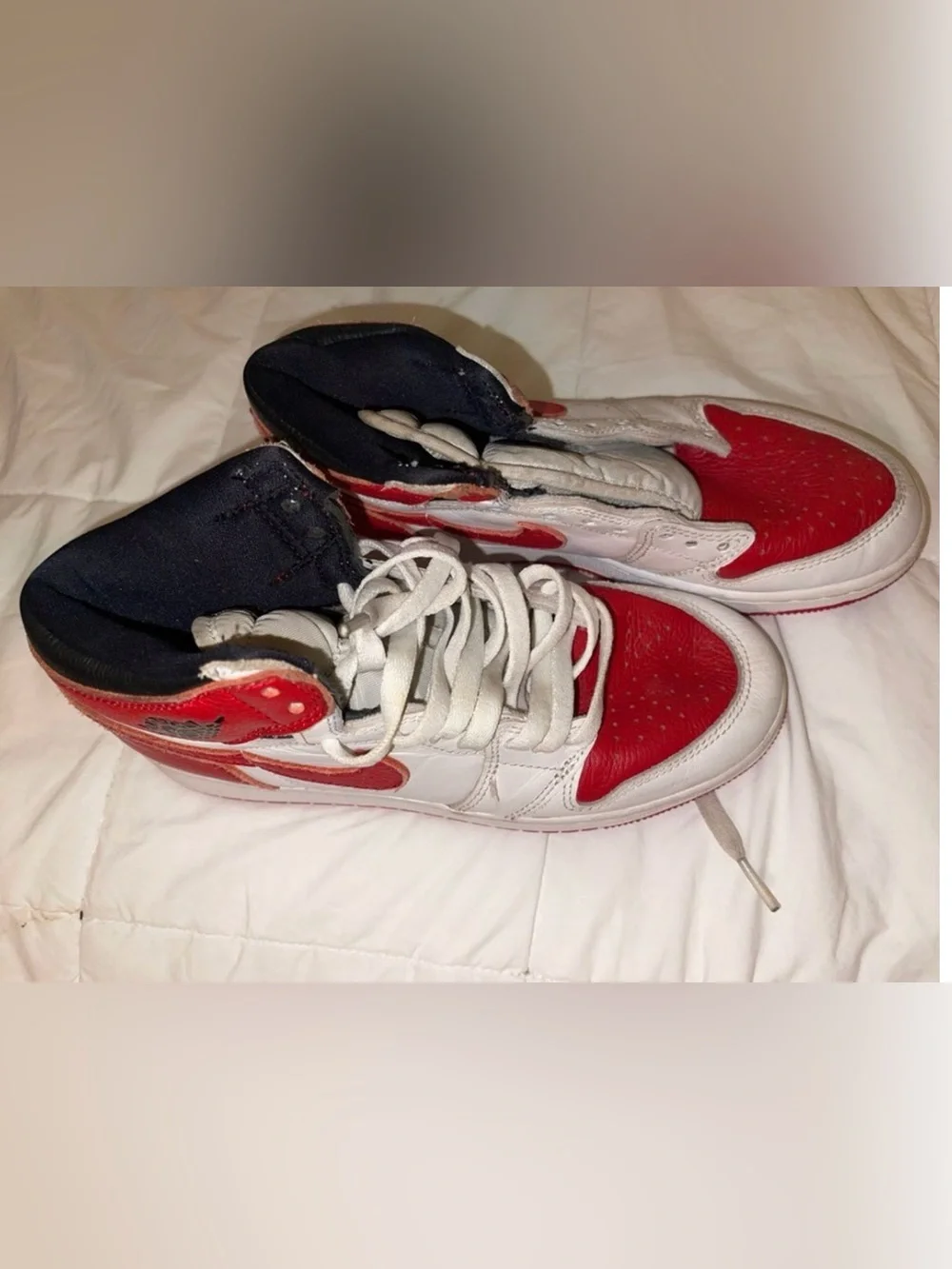 Kids Red and White Nike Sneakers 5Y